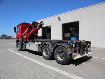 Camión con equipo de cable Mercedes-Benz Arocs 2643 euro 6: foto 5