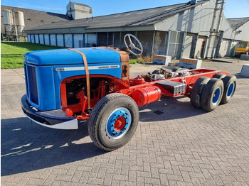 Camión chasis SCANIA