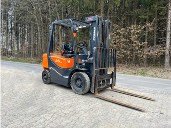 Leasing de Doosan D 25 GP Doosan D 25 GP: foto 4