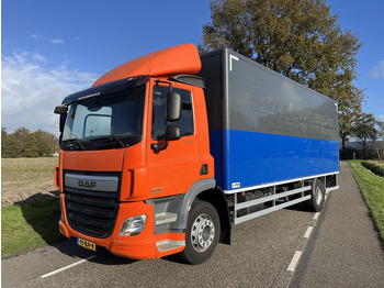 Camión caja cerrada DAF CF 370