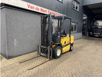 Carretilla elevadora diésel Yale GDP30 TF Triplo 465 Freelift / Sideshift / Mazda Diesel 2005: foto 3