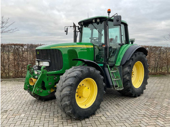 Tractor JOHN DEERE 6920