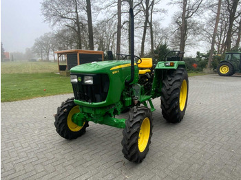 Tractor JOHN DEERE 2000 Series