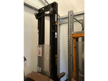 Carretilla elevadora CATERPILLAR