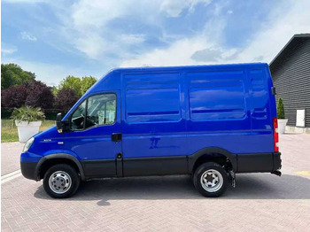 Furgoneta 2008 IVECO DAILY 50C18 AIR BRAKES COMMERCIAL VEHICLE: foto 4 Furgoneta 2008 IVECO DAILY 50C18 AIR BRAKES COMMERCIAL VEHICLE: foto 4
