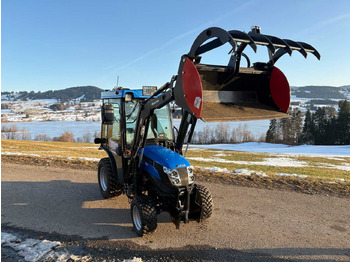 Tractor SOLIS 26