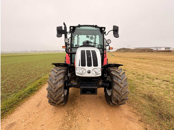 Tractor STEYR 4065 S - COMPACT ALL-WHEEL DRIVE TRACTOR (2022): foto 2 Tractor STEYR 4065 S - COMPACT ALL-WHEEL DRIVE TRACTOR (2022): foto 2