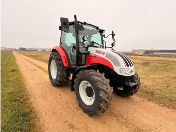 Tractor STEYR 4065 S - COMPACT ALL-WHEEL DRIVE TRACTOR (2022): foto 3 Tractor STEYR 4065 S - COMPACT ALL-WHEEL DRIVE TRACTOR (2022): foto 3