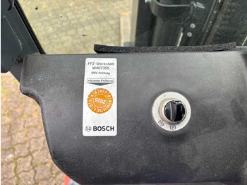 Carretilla elevadora TOYOTA 8FBMT30 ELECTRIC FORKLIFT: foto 5