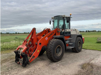 Cargadora de ruedas TEREX