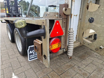 Remolque IFOR WILLIAMS