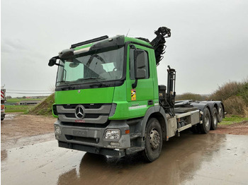 Camión MERCEDES-BENZ Actros