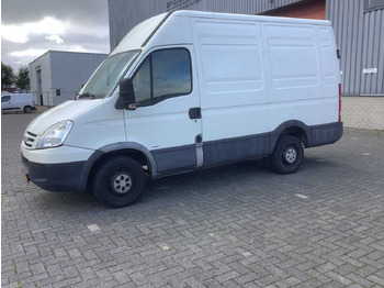 Furgoneta IVECO Daily
