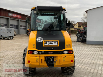 Cargadora de ruedas telescópica JCB TM 180 Agri *VOLLAUSSTATTUNG*: foto 2