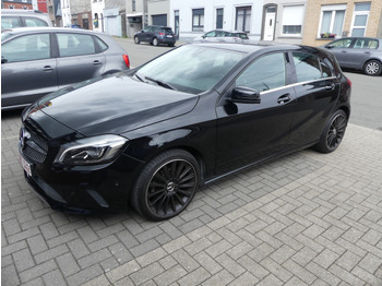 Coche MERCEDES-BENZ