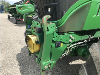 Tractor John Deere 6215R: foto 4