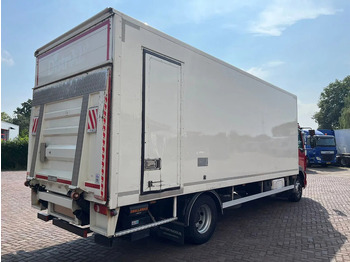 Camión caja cerrada DAF LF 210 FA 12 TN EURO 6: foto 4