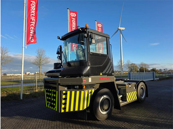 Leasing de Terberg RT403 4x4 Terberg RT403 4x4: foto 2 Leasing de Terberg RT403 4x4 Terberg RT403 4x4: foto 2