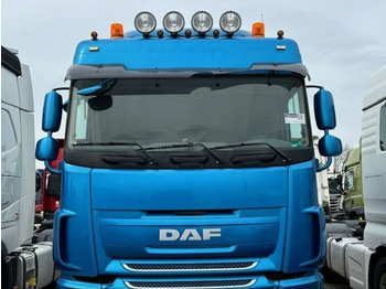 Cabina e interior DAF XF 106