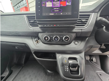 Furgón nuevo NEW Renault Trafic Exclusive 170BHP/150BHP Auto White: foto 3