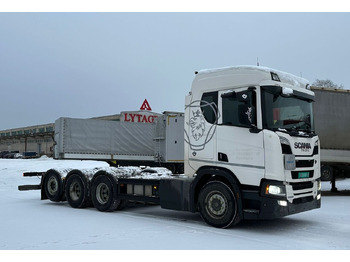 Camión chasis Scania R520 8x4 ADR: foto 2 Camión chasis Scania R520 8x4 ADR: foto 2