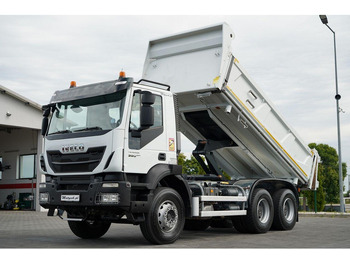 Camión volquete IVECO Trakker