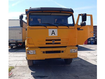 Camión volquete KAMAZ