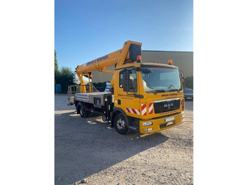 Camión con plataforma elevadora RUTHMANN