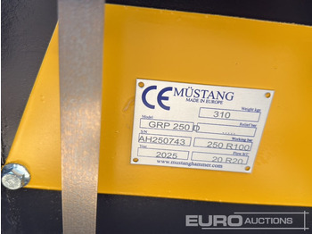 Implemento para Excavadora Unused 2025 Mustang GRP250D: foto 5