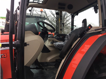 Tractor Massey Ferguson 5711 M Dyna-4 4WD Essent: foto 4