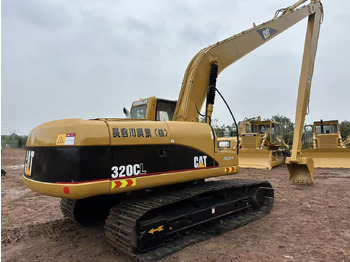 Excavadora de cadenas CATERPILLAR 320CL