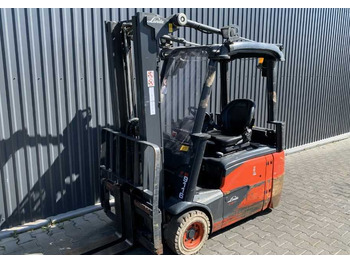 Carretilla elevadora eléctrica LINDE E16