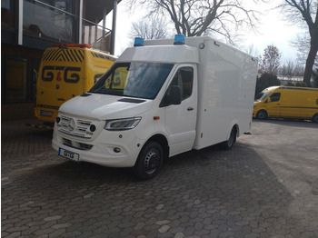 Ambulancia MERCEDES-BENZ Sprinter 519