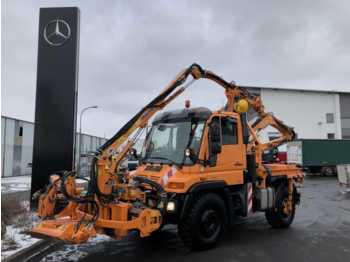 Camión Mercedes-Benz Unimog U 400 4x4 Mulag Mäher/Kipper: foto 1