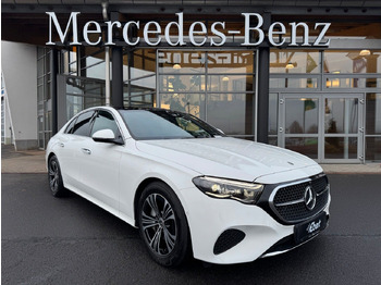 Sedan Mercedes-Benz E 450 4M Avantgarde+Pano+DistrPro+Digital+360: foto 2
