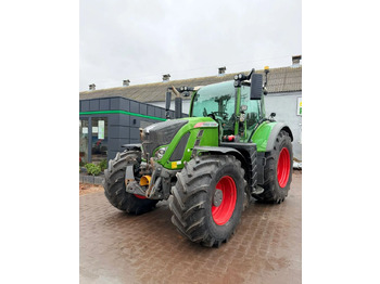 Tractor FENDT 724 Vario