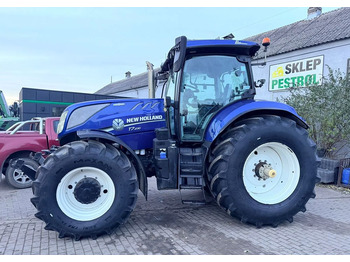 Tractor NEW HOLLAND T7.230