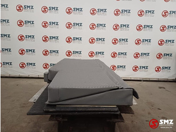 Cabina e interior para Camión Renault Occ bed Renault: foto 4 Cabina e interior para Camión Renault Occ bed Renault: foto 4