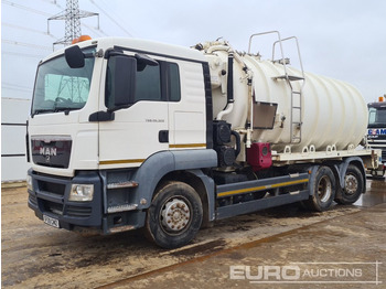 Camión cisterna MAN TGS 26.320