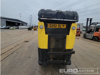 Barredora vial 2011 Johnston 4x2 Road Sweeper, Reverse Camera, Automatic Gearbox: foto 4 Barredora vial 2011 Johnston 4x2 Road Sweeper, Reverse Camera, Automatic Gearbox: foto 4