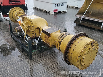 Equipo de construcción CATERPILLAR