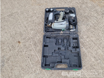 Equipo de construcción Hitachi NT65GS 3.6 Volt Cordless Nailer, 3 Batterys, Charger: foto 4