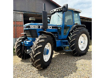 Tractor FORD