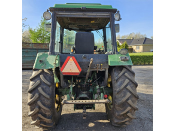 Tractor John Deere 2040: foto 5
