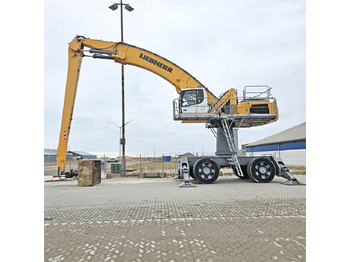 Manipulador de materiales LIEBHERR