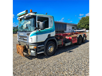 Camión con equipo de cable SCANIA P 310