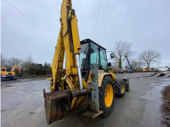 Retroexcavadora Massey Ferguson MF 865: foto 5