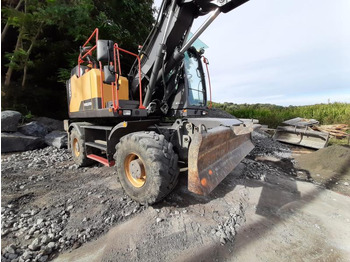 Excavadora de ruedas Volvo EW 160E: foto 2 Excavadora de ruedas Volvo EW 160E: foto 2