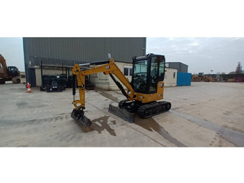 Excavadora de cadenas CATERPILLAR 302.7