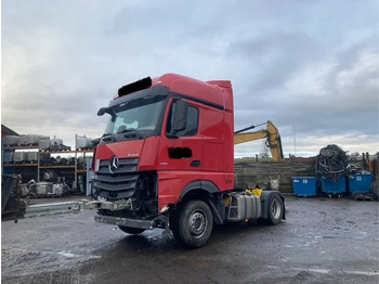 Cabeza tractora MERCEDES-BENZ Actros 1851